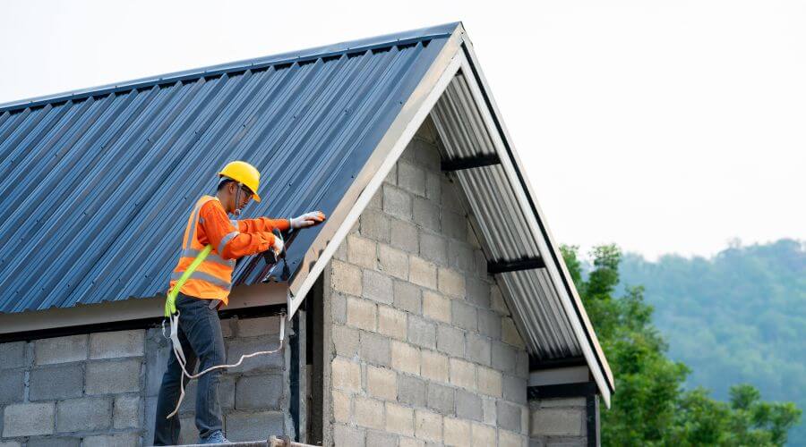 Expert new roof installation services in Syracuse, IN